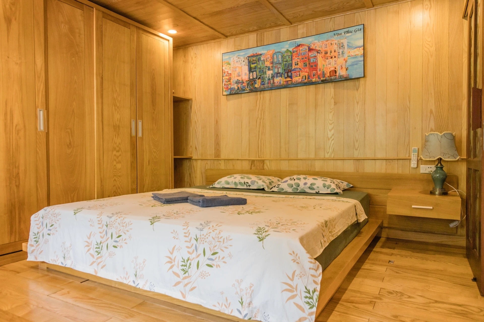 Double Room with Bay View — Room 2